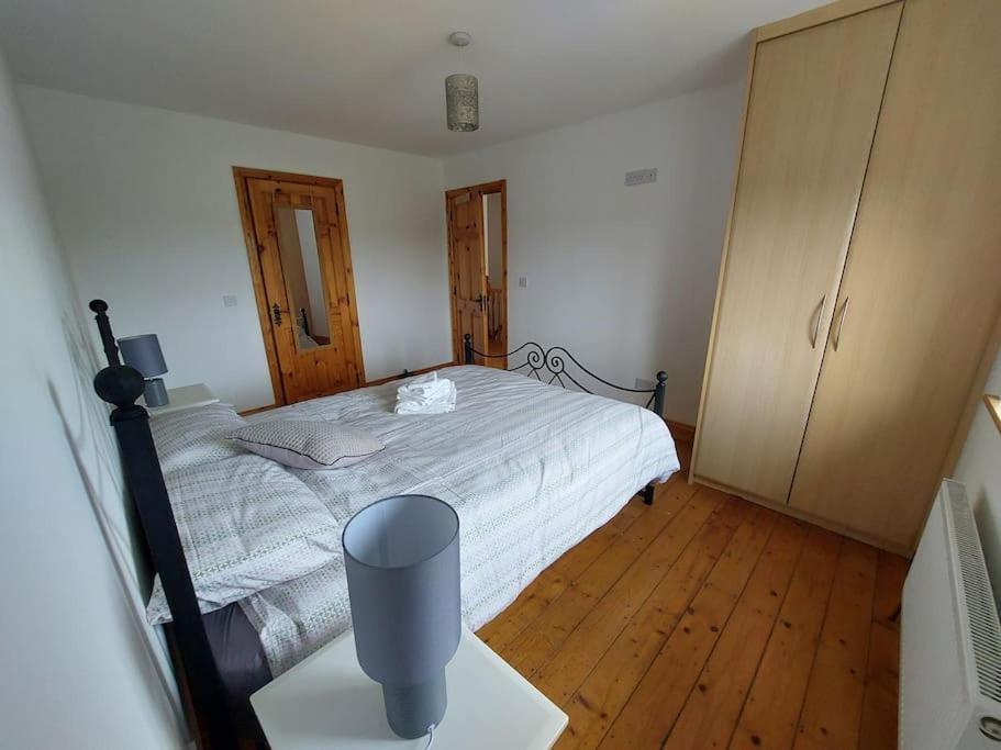 3 Bed Semi-Detached House In A Quite Estate Villa Bruff Bagian luar foto